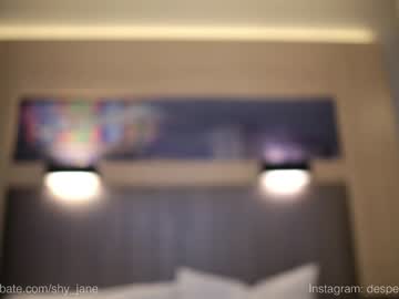 girl
        shy_jane cam image #1974519