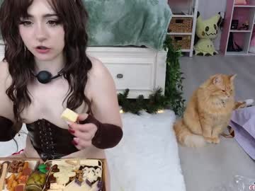 girl
        crimsonkitten cam image #5774371