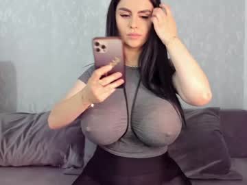 girl
        kitty_hotx cam image #1835693