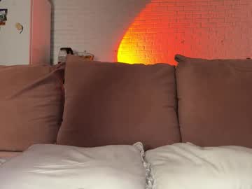 couple
        al1ce_fox cam image #6719550