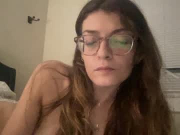 girl
        mirandagrace28 cam image #1745610