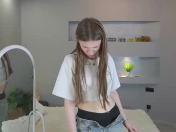 girl
        bananini_anallove cam image #6920539
