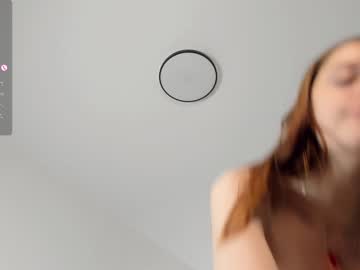 girl
        maidabuoy cam image #3773615