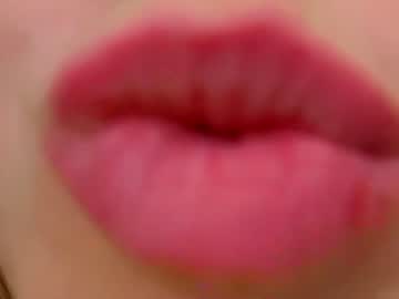 girl
        milablush cam image #3744056