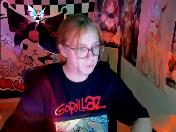 girl
        margaret_red cam image #5277516