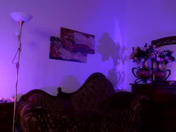 girl
        jessiccaburns cam image #2268401