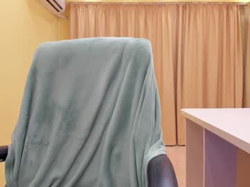 girl
        onebigkiss cam image #4548508