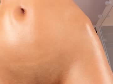 girl
        sweetfox_365 cam image #1681675