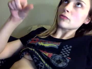 girl
        bakedmommy cam image #3007870