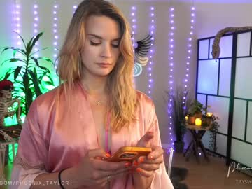 girl
        phoenix_taylor cam image #2503776