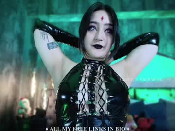 girl
        charlotte_germanotta_ cam image #5734121