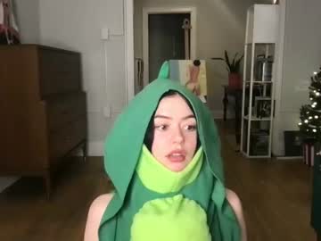 girl
        littlesugarpea cam image #3294569