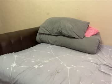 couple
        _krisvanessa_ cam image #2155697