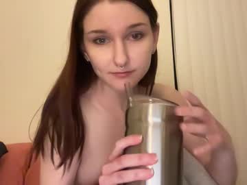 girl
        tinytittytia cam image #5811087
