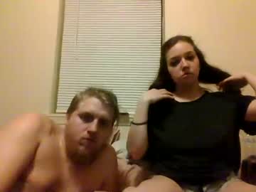 couple
        wolfnbunny420 cam image #129822