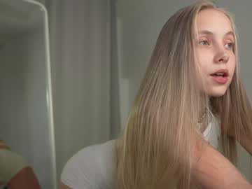 girl
        appr0ved cam image #5181839