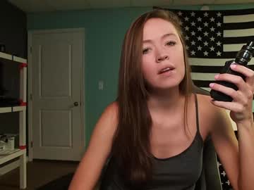 girl
        anabelleleigh cam image #5159014