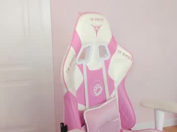 girl
        eva_olivers cam image #4705726