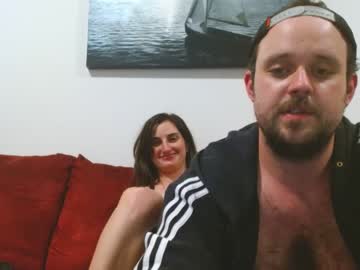 couple
        salacious_d42069 cam image #3090095