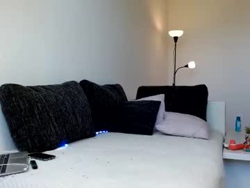 girl
        liya_bonnyxx cam image #2357921