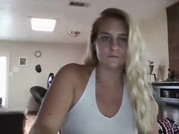 girl
        xreb94xx cam image #4455489