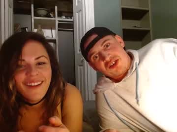 couple
        deanlovescarey cam image #359133