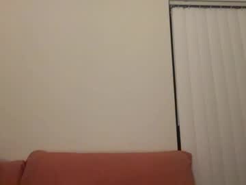 girl
        tinytittytia cam image #5745812