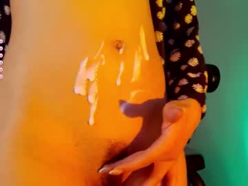 girl
        anniehillofficial_ cam image #2326495