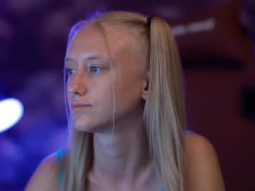 girl
        angeellina cam image #5060584