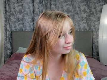 girl Cam Girls Masturbating With Dildos On Chaturbate with queeniedonnay