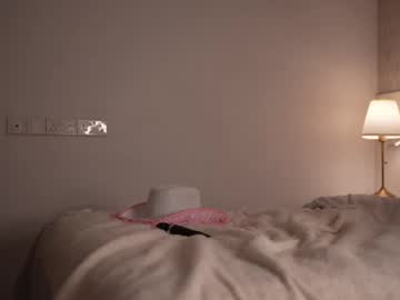 girl
        kriss0leoo cam image #6143304