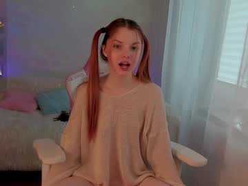girl
        katy_ethereal cam image #4675626