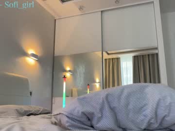 girl
        girl_next_door19 cam image #4179971