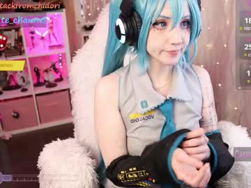 girl
        yourcutewaifu cam image #5456323