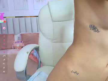 girl
        cristal_bunny cam image #6822259