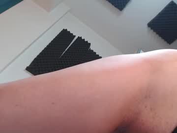 girl
        alycetn cam image #4576137