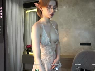 girl
        odeliabrownell cam image #5056533