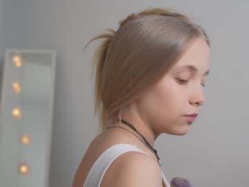 girl
        appr0ved cam image #3834860