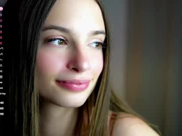 girl
        sonyaericsson cam image #5453806