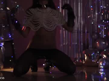 girl
        lettymoa cam image #4032867