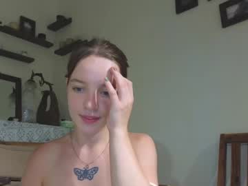 girl
        my_mia_ cam image #6825599