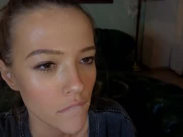 girl
        _demi_dee_ cam image #4241069