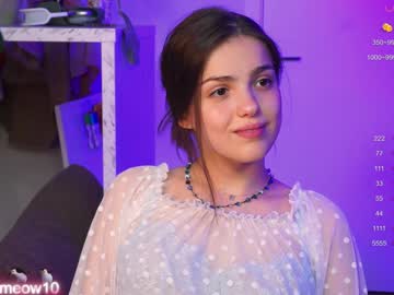 couple
        emiliacourtney cam image #4306723