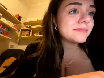 girl
        nanayss666 cam image #3198282