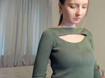 girl
        katticharm cam image #3167741