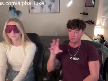 couple
        alpha_luke cam image #1995123