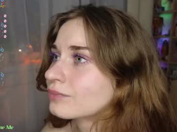 girl
        lolliruth cam image #4507629