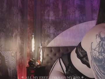 girl
        charlotte_germanotta_ cam image #6481776