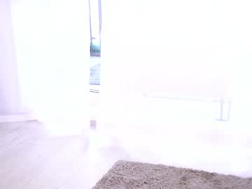 girl
        norakiso cam image #5136479