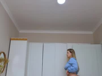 girl
        crystal_angells cam image #5932620